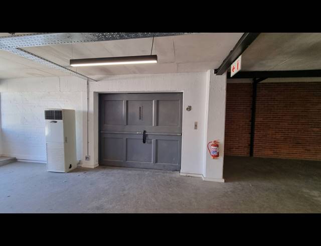 297M² CO-WORKING SPACE FOR SALE IN SALT RIVER
